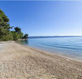 5 bedroom beachfront villa with heated pool near Omis, sleeps 9